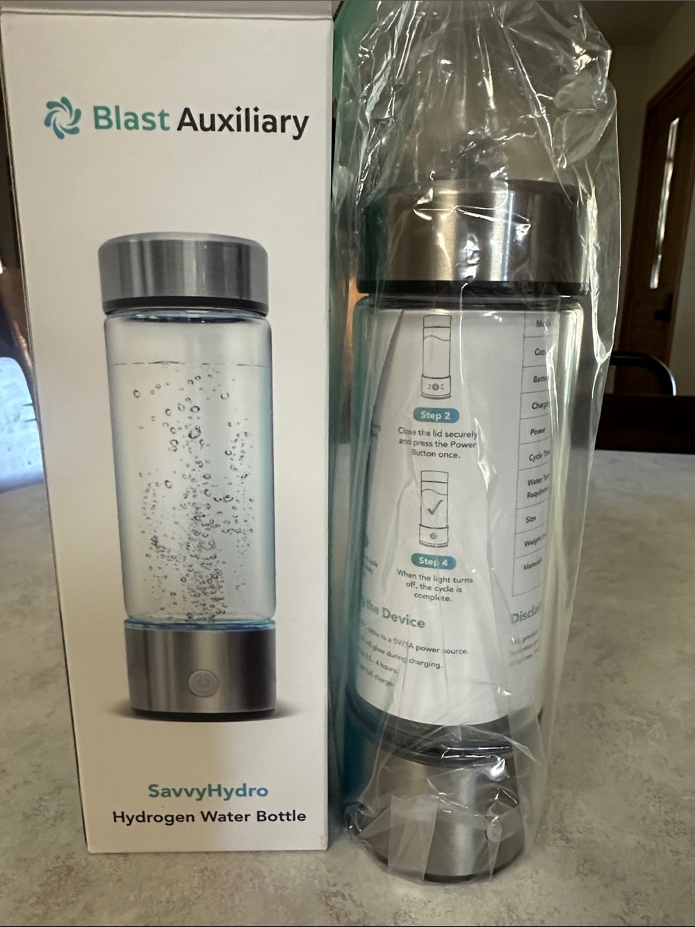 Auxiliary SavvyHydro Hydrogen Water Bottle in Silver and Clear